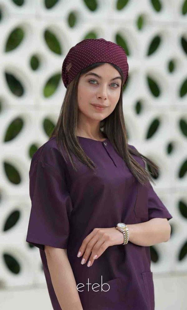 اسکراب یونیسکس یقه گرد بادمجونی اورا ISOR209