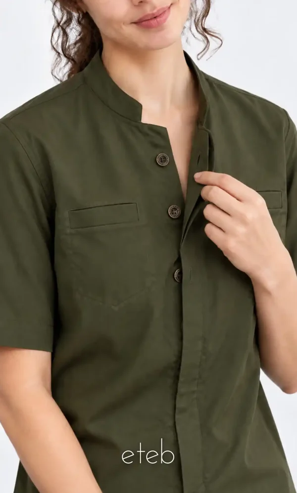 اسکراب شلوار ایزیلو یقه ایستاده زیتونی